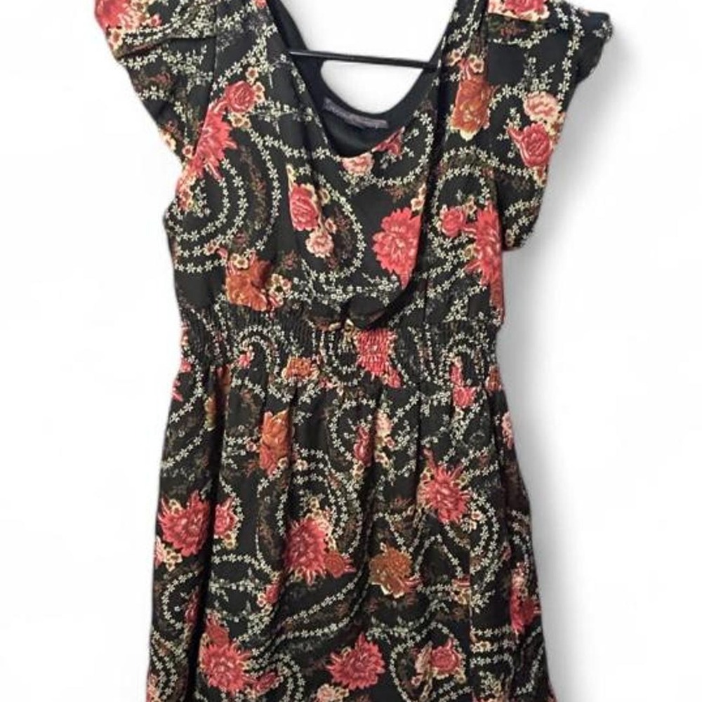Almost Famous black & red floral print dress with ruffle sleeves, size L